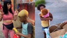 Influenciadoras que deram banana e macaco de pelúcia para crianças negras serão investigadas