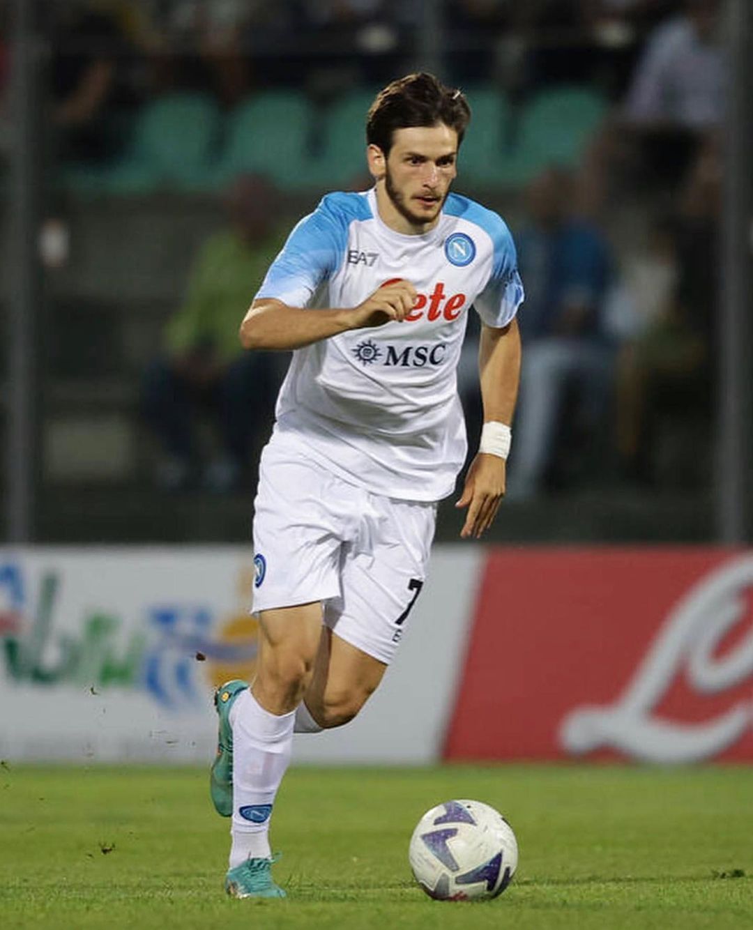Kvaratskhelia, sensação do Napoli, é banco em goleada da Georgia, Brasil  Mundial FC
