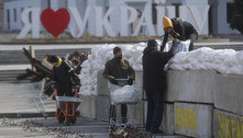 Kiev estoca medicamentos e comida antes de possível invasão