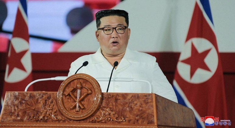 Kim Jong Un disse que Coreia do Norte está pronta para usar armas nucleares contra os EUA