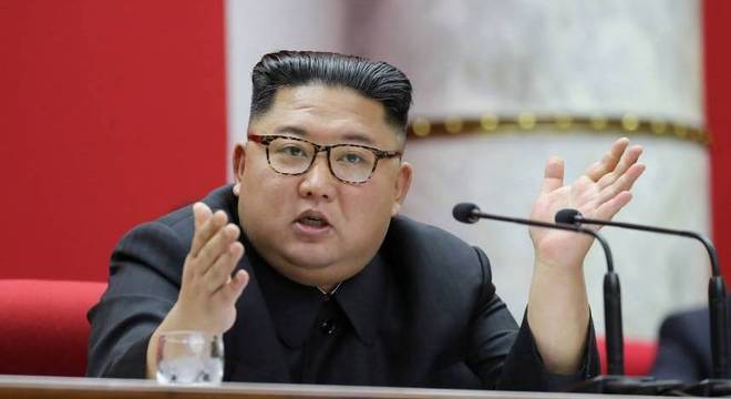 Kim Jong Un na reunião do 7º Comitê Central do Partido dos Trabalhadores da Coreia (WPK)