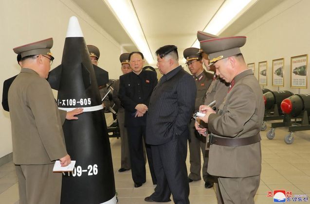 Pyongyang anunciou uma série de testes de mísseis em resposta aos exercícios militares dos Estados Unidos e da Coreia do Sul, o que é um fardo pesado para o país empobrecido. 