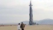 EUA, Japão e Coreia do Sul anunciam novas sanções contra a Coreia do Norte ( KCNA via Reuters - 19.11.2022)