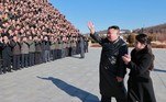 O serviço de espionagem da Coreia do Sul avaliou que a menina tem cerca de 10 anos e parece ser mais alta do que as outras garotas dessa idade