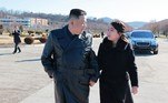 Durante um dos lançamentos, Jong-un apareceu ao lado da filha, Ju Ae. Foi a primeira vez que a jovem foi vista em público ao lado do pai. As imagens da menina foram divulgadas pela própria mídia estatal norte-coreana