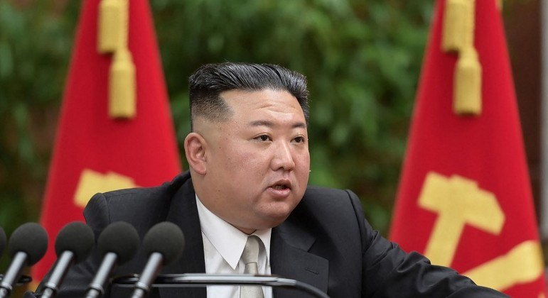 Ditador da Coreia do Norte ordenou o fechamento da capital por 'doenças respiratórias'