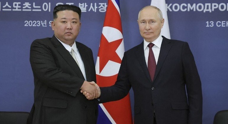 Kim Jong-un e  Vladimir Putin se encontraram em setembro de 2023, na Rússia