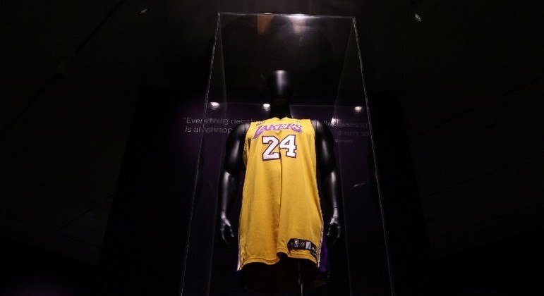 Kobe usou a camisa com o número 24 na temporada 2007-08
