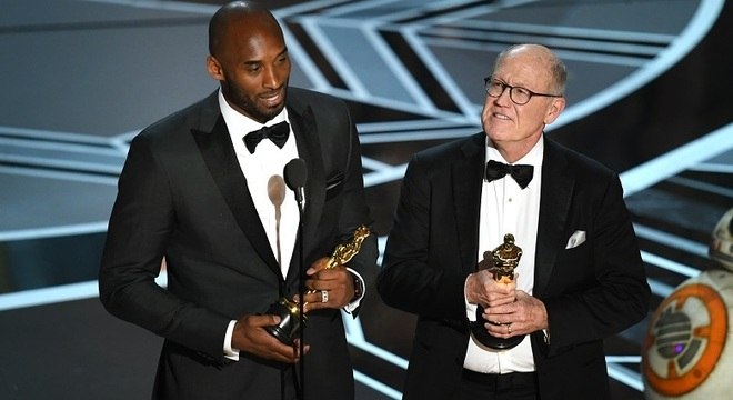 Kobe Bryant e Glen Keane, ganhadores do Oscar de melhor curta de animação