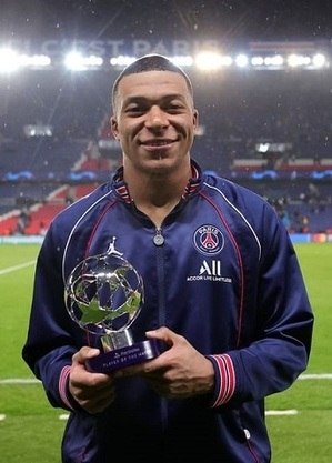 O craque Kylian Mbappé, destaque do jogo PSG x Real Madrid
