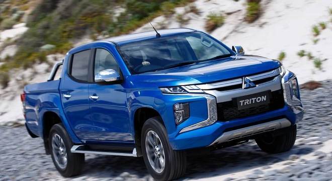 Para seguir o novo visual da marca, a Mitsubishi prepara para o próximo ano o facelift da L200. 