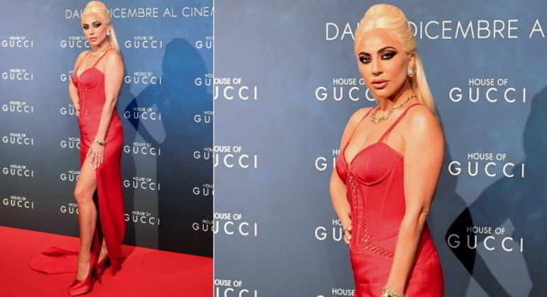 No lançamento de Casa Gucci em Milão, na Itália, Gaga escolheu um visual mais fatal. O vestido da Atelier Versace foi feio sob medida para a estrela