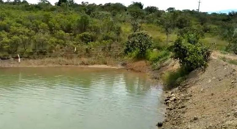 Lago formado a partir de produção de água em propriedade rural do Pipiripau, no DF