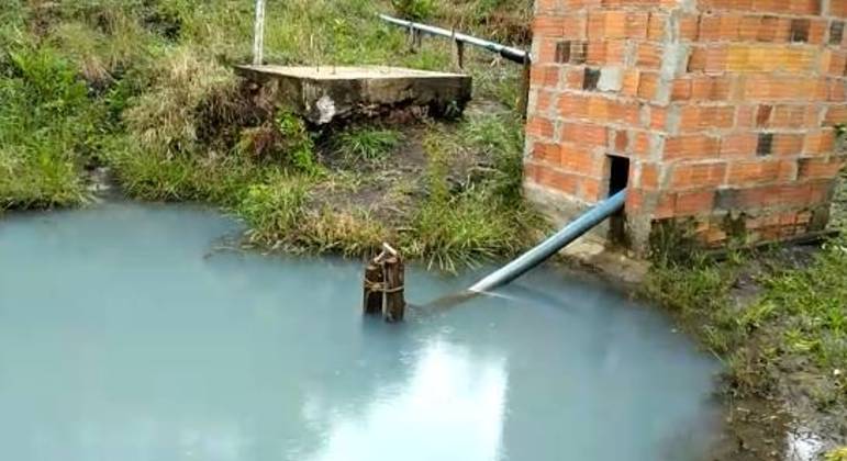 Lago formado após produção de água em área próxima à bacia do Pipiripau, em Planaltina