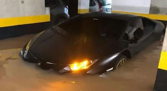 nao durmo diz empresario apos enchente atingir lamborghini noticias r7 sao paulo enchente atingir lamborghini