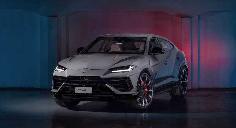 CEO da Lamborghini não deu detalhes da nova versão híbrida plug-in
