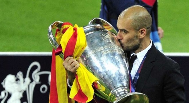 Guardiola é reverenciado no Barcelona, onde colecionou conquistas
