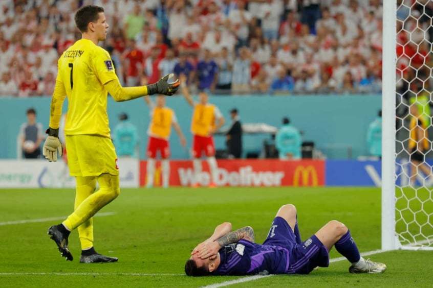 Mesmo com Messi perdendo pênalti, Argentina vence e avança para as oitavas de final