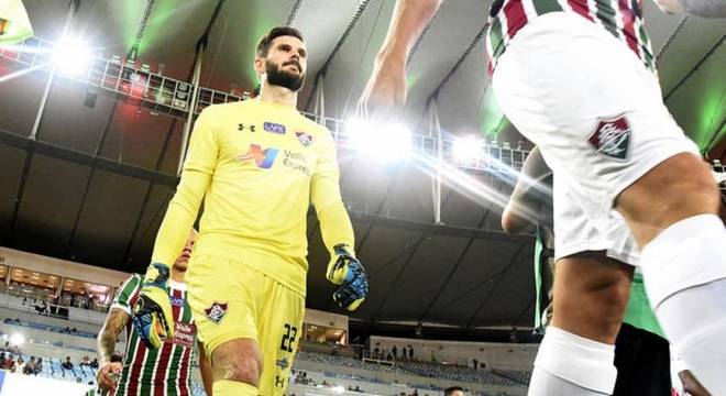O goleiro Júlio César, ex-Flu, é o novo reforço do Grêmio