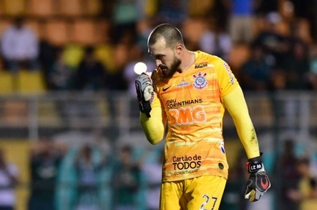 Goleiro Walter relata união do elenco e comissão técnica