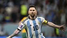 Messi marca primeiro gol em mata-mata de Copa e supera feito de Maradona