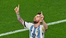 Por que Messi comemora seus gols apontando para o céu?