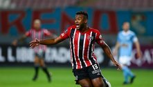 Luan, do São Paulo, volta ao país onde marcou seu primeiro gol como profissional