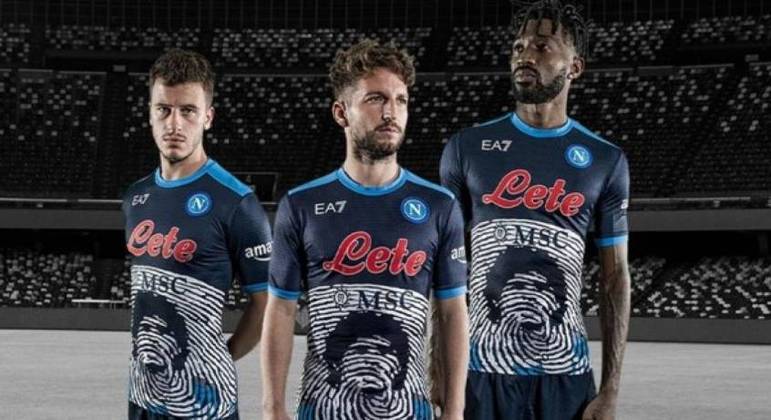 Napoli usará o uniforme em alguns jogos durante o mês de novembro