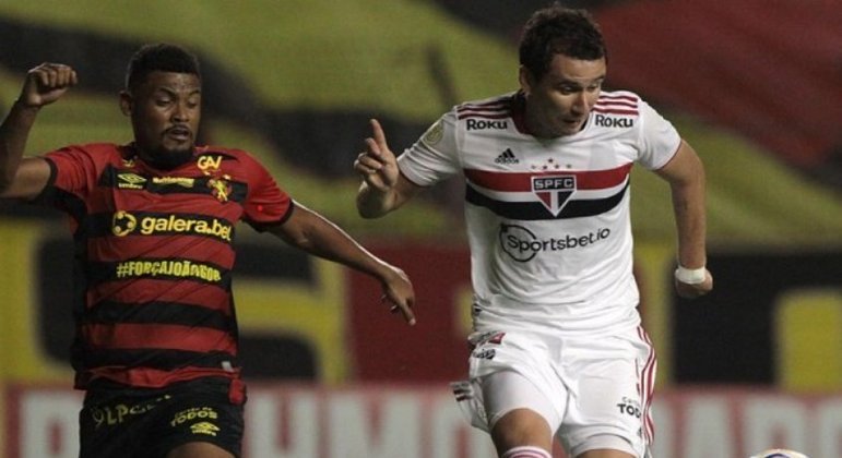Pablo fez o gol da vitória do São Paulo sobre o Sport, em agosto