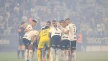 Torcedores do Corinthians elegem vilão em eliminação na Libertadores: 'Saia do meu time'