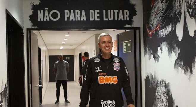 Oito da base e um do Guarani - veja os reforços de Tiago Nunes para o TIMÃO