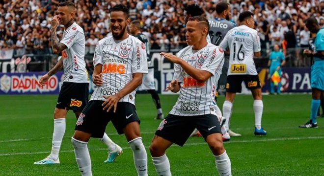 Timão quer vitória para dar tranquilidade ao grupo na semana