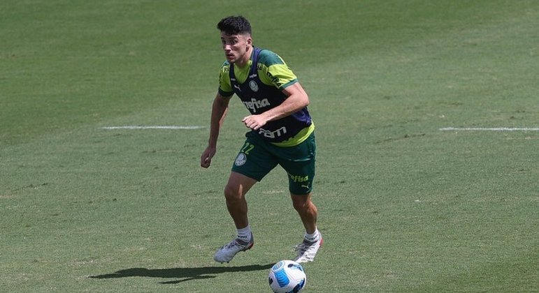 De olho na Libertadores, Palmeiras tem retorno de Piquerez aos treinos