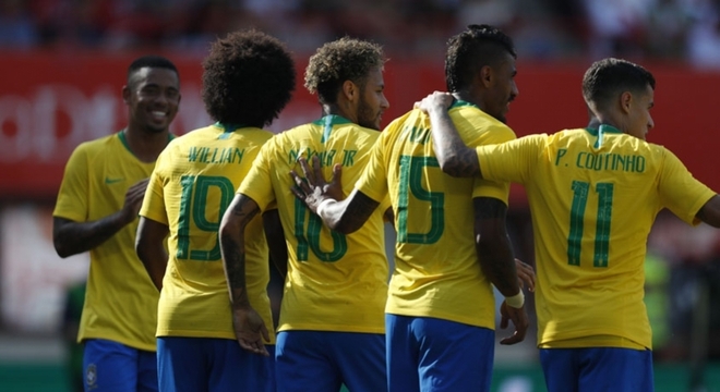 Brasil venceu a Áustria por 3 a 0 no último amistoso da equipe antes da Copa