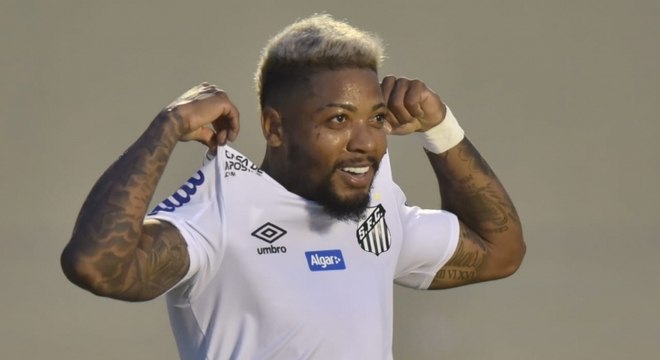 Marinho chegou a seis gols em 23 partidas com o Santos