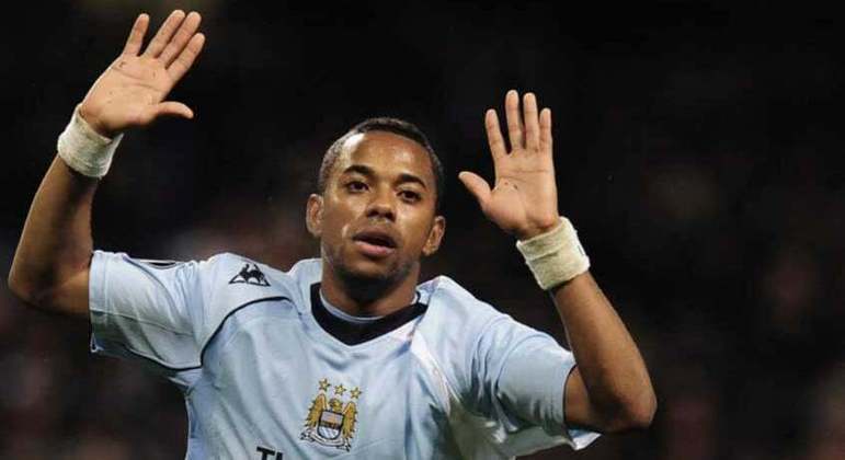 Robinho marcou apenas 16 gols com a camisa do Manchester City e não conquistou títulos com o clube
