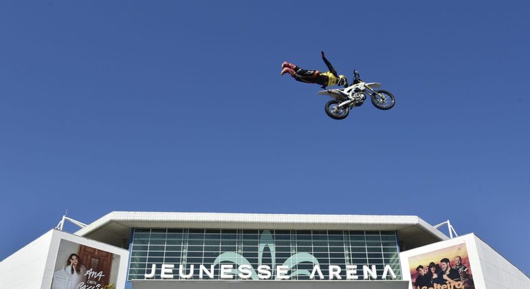 Lance