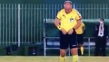 Árbitro que urinou em campo em jogo da Copa do Brasil sofre de incontinência urinária