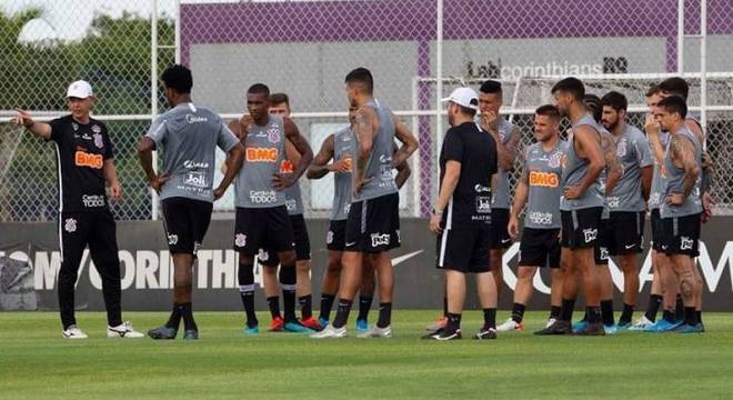Jogadores do Corinthians receberam parte dos atrasados