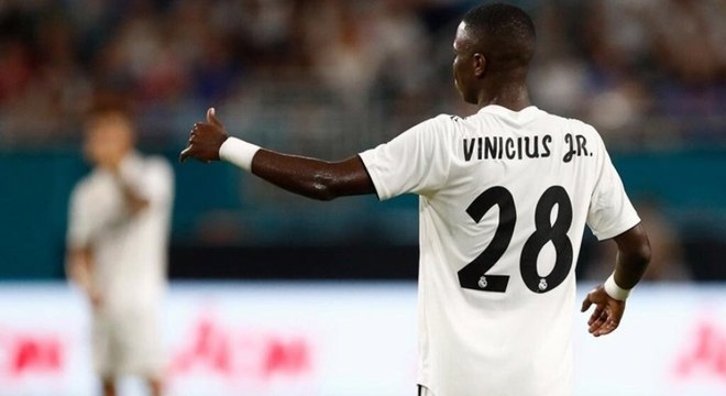 Vinicius Junior pode fazer sua estreia em partidas oficiais pelo Real 