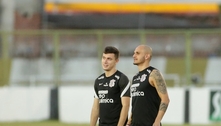 Corinthians encaminha renovação do lateral Fábio Santos