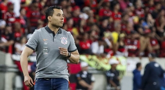 Em lançamento de uniformes do Botafogo, Jairzinho valoriza atual