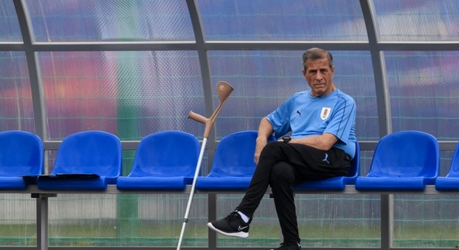 Óscar Tabárez quer prosseguir seu trabalho à frente da seleção uruguaia