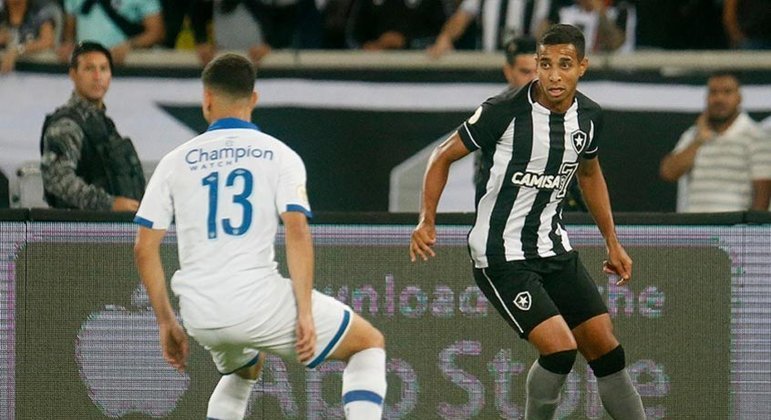 Botafogo vem de derrotas consecutivas e já começa a sofrer pressão da torcida
