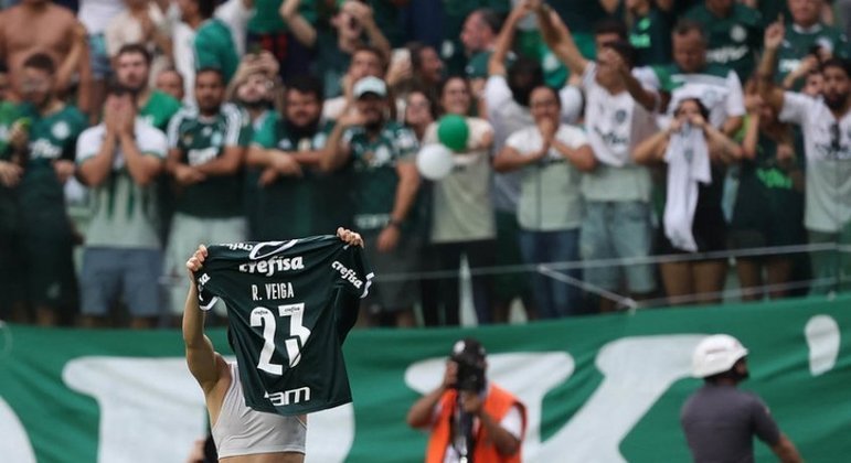 Palmeiras pode ter recorde de público contra o São Paulo nesta quinta-feira (14)