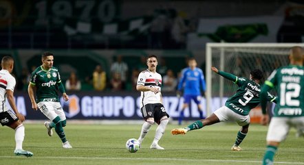 Gabriel Neves se machucou no jogo contra o Palmeiras