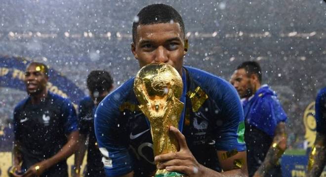 Copa do Mundo 2018: Título mundial da França custa milhões de