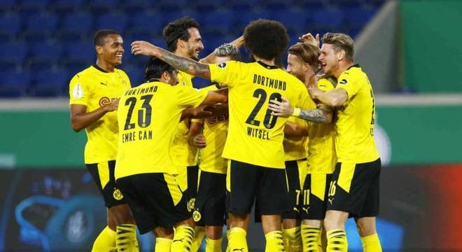 O que o Borussia Dortmund precisa na última rodada da Bundesliga para ser  campeão alemão?