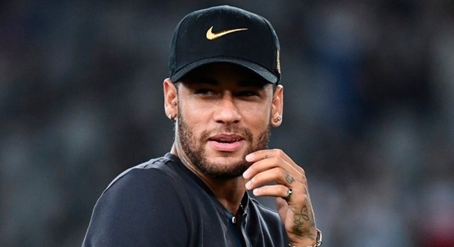 O futuro de Neymar segue indefinido 