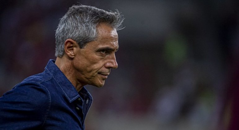 Clima entre diretoria e comissão técnica não é nada bom